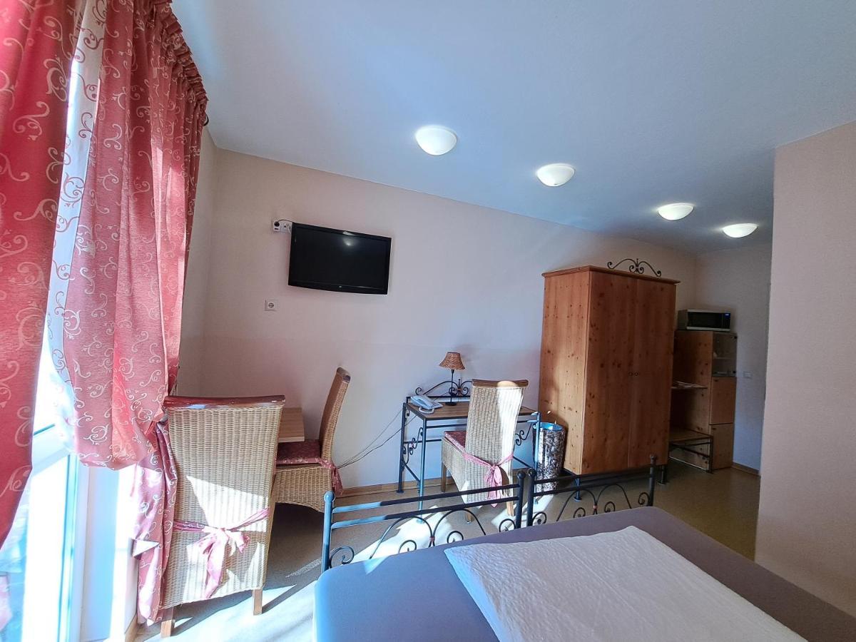 Mediterran Hotel Juwel Karlstein am Main Zewnętrze zdjęcie