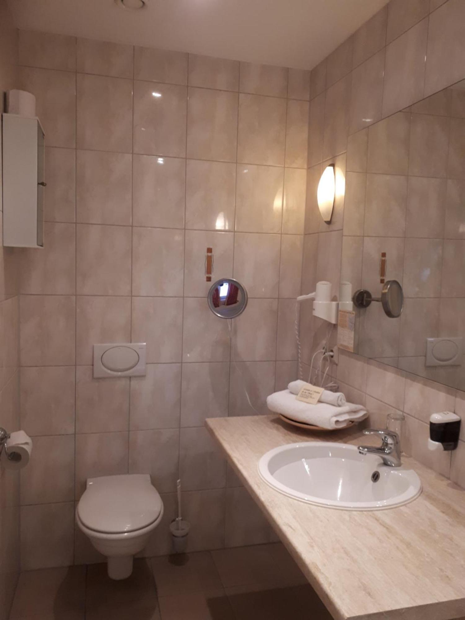Mediterran Hotel Juwel Karlstein am Main Zewnętrze zdjęcie