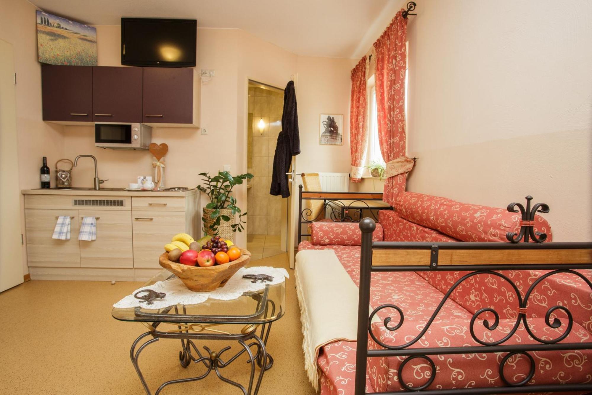 Mediterran Hotel Juwel Karlstein am Main Zewnętrze zdjęcie