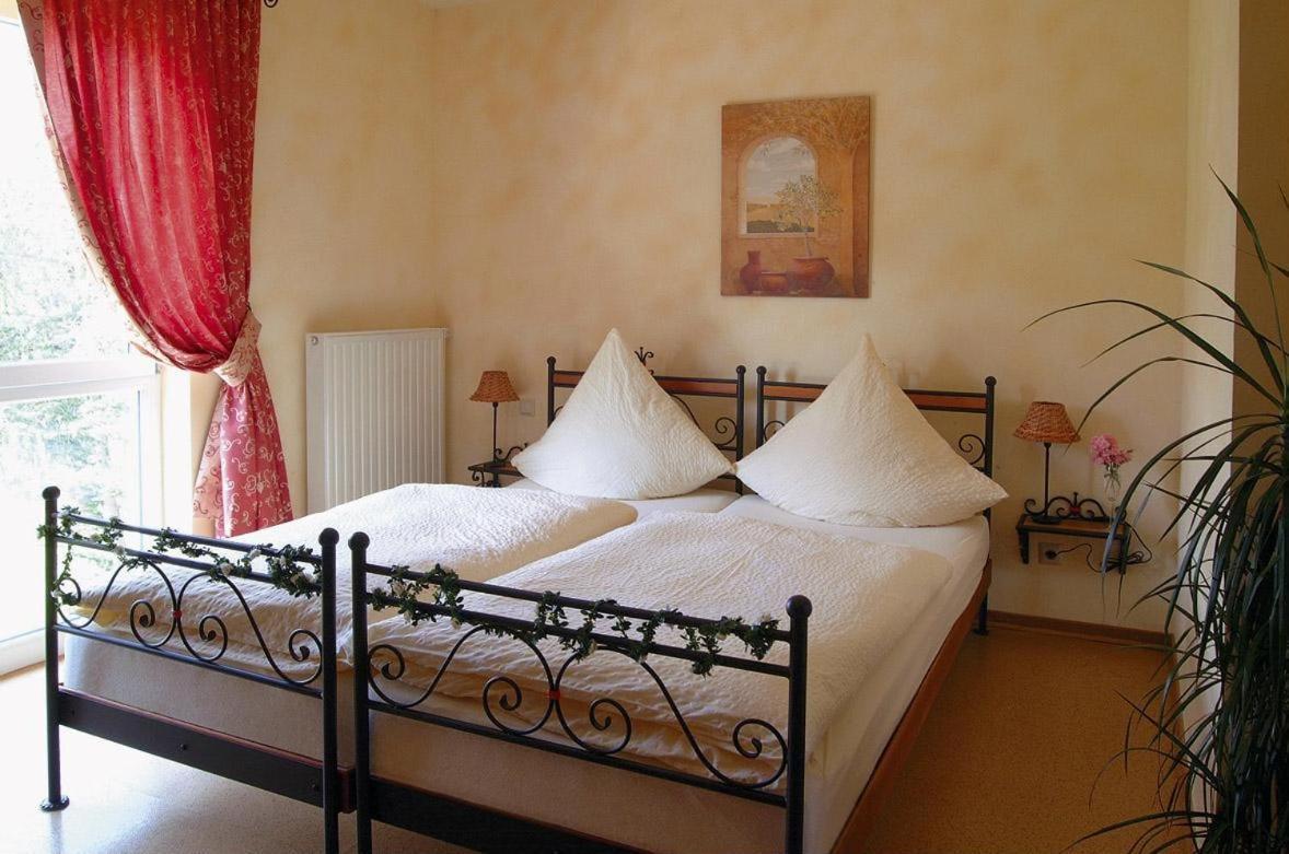 Mediterran Hotel Juwel Karlstein am Main Zewnętrze zdjęcie